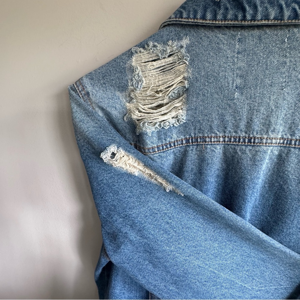 Iris Basic & Contemporary Denim Distressed Jacket… - image 4
